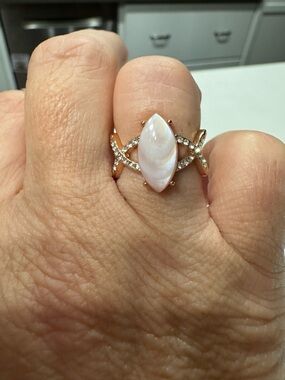 Gold-Tone Pink Mother of Pearl Marquise Ring